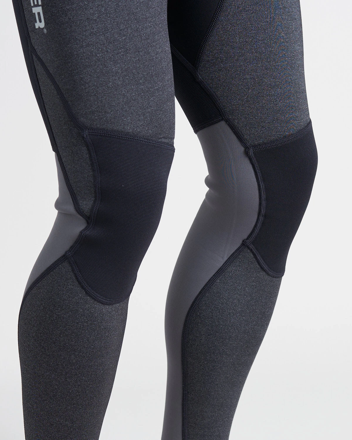 Outlet - ThermaFlex 3/2mm Full Length Chest-Zip Wetsuit - Image 5