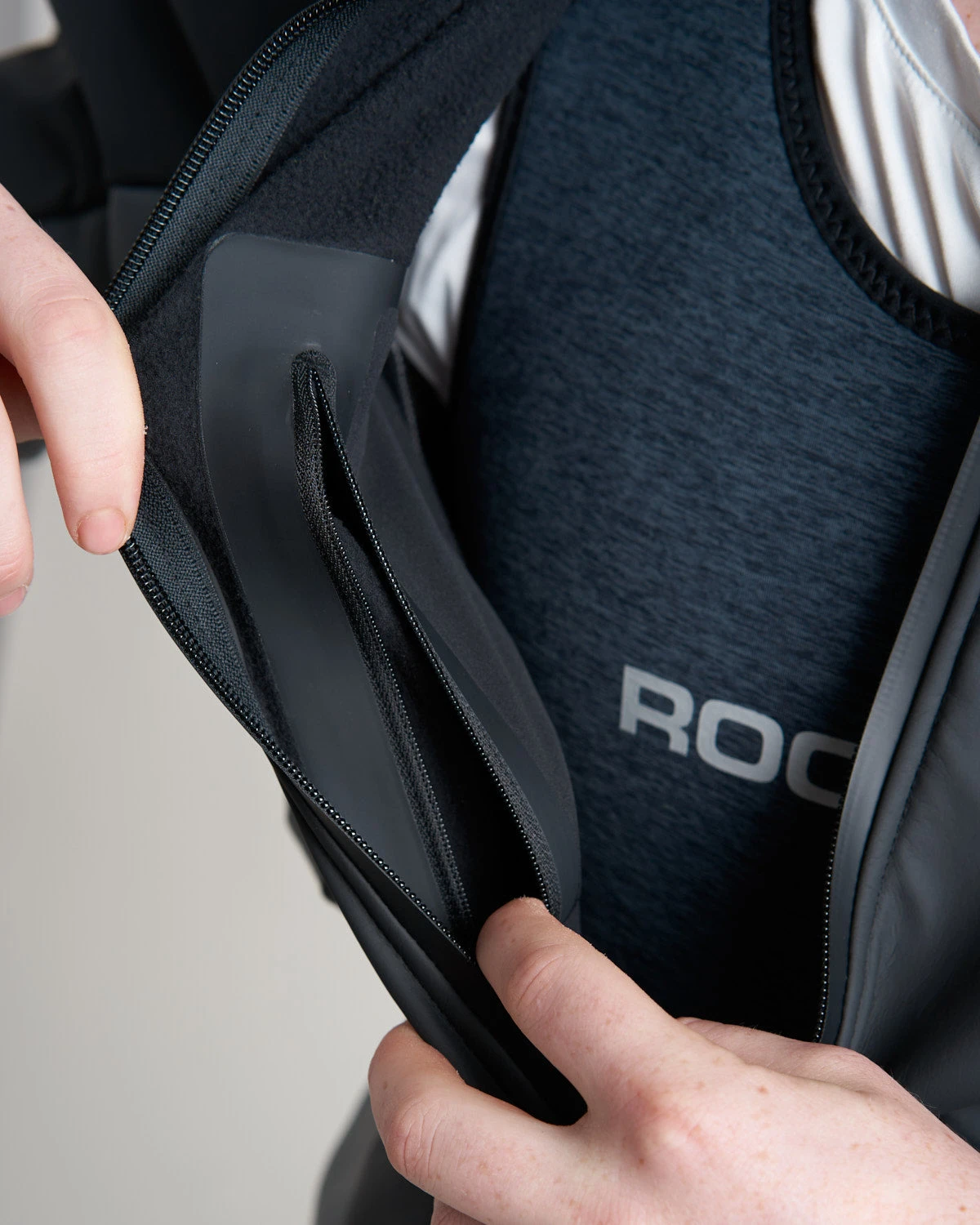 Active Aquafleece Top - Image 5