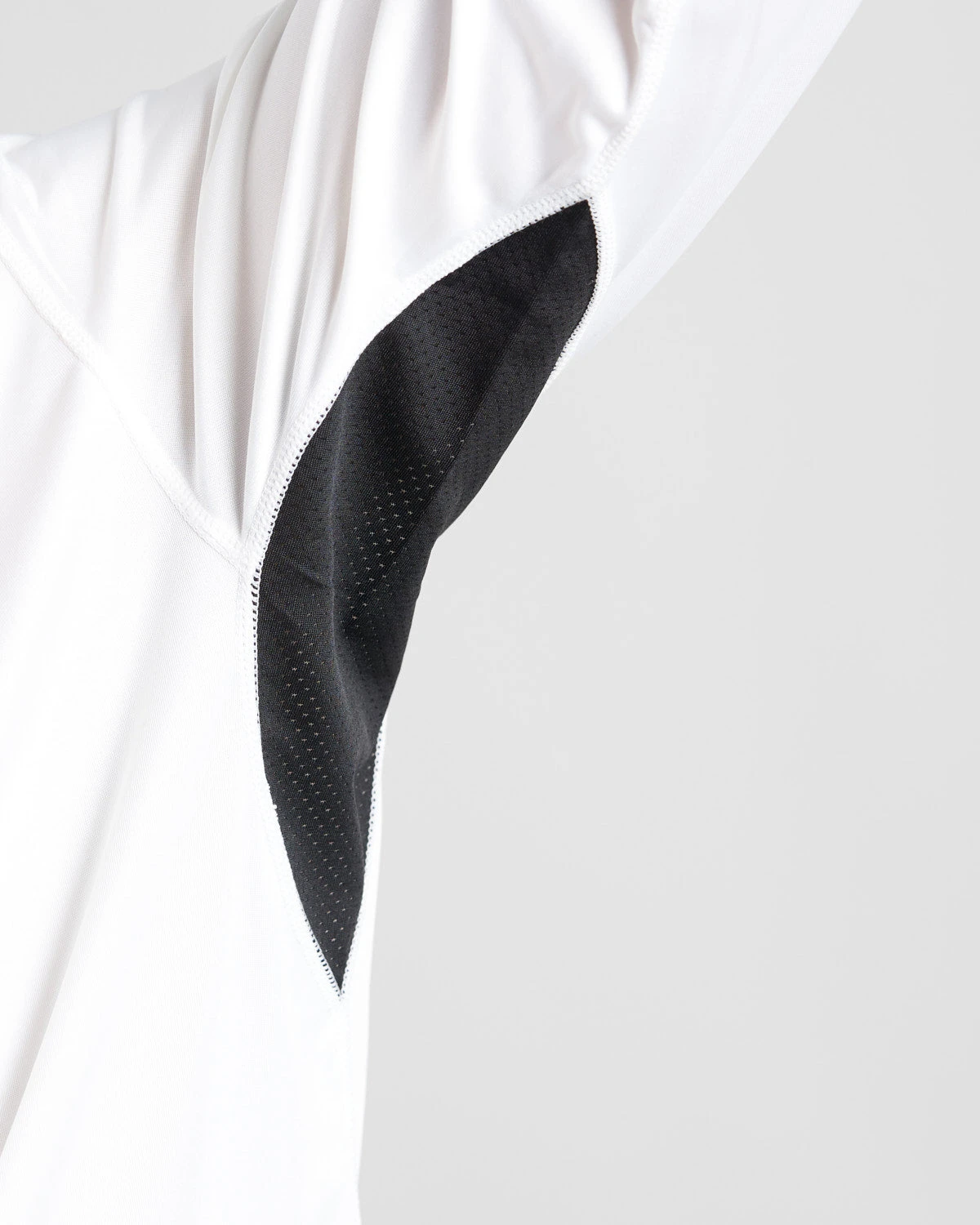 Hooded Quick Dry UVF 50+ Tech T-Shirt Long Sleeved - Image 15