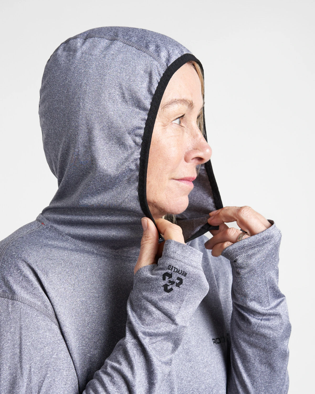 Hooded Quick Dry UVF 50+ Tech T-Shirt Long Sleeved - Image 7